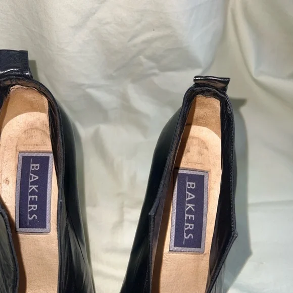 Bakers Size 9B Bootie Leather Block Heel - Heel 4” Slip On Black #But7 - Picture 3 of 6